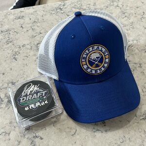 Buffalo Sabres Mesh Hat & Peyton Krebs Signed Puck